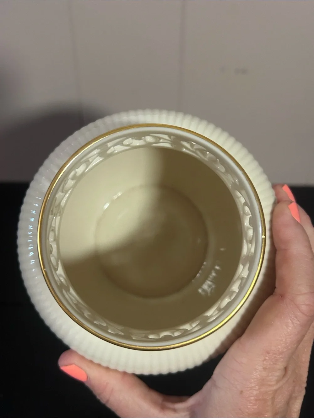 Lenox USA Ivory Fine China Reticulated Pierced Gold Trim Ribbed Vase 5.5”